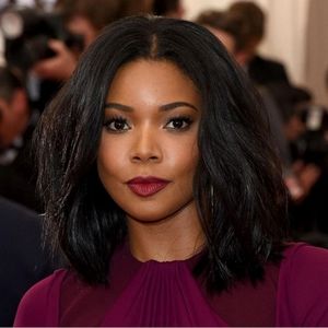  
Wavy Fluffy Black Wig Short Curly  length